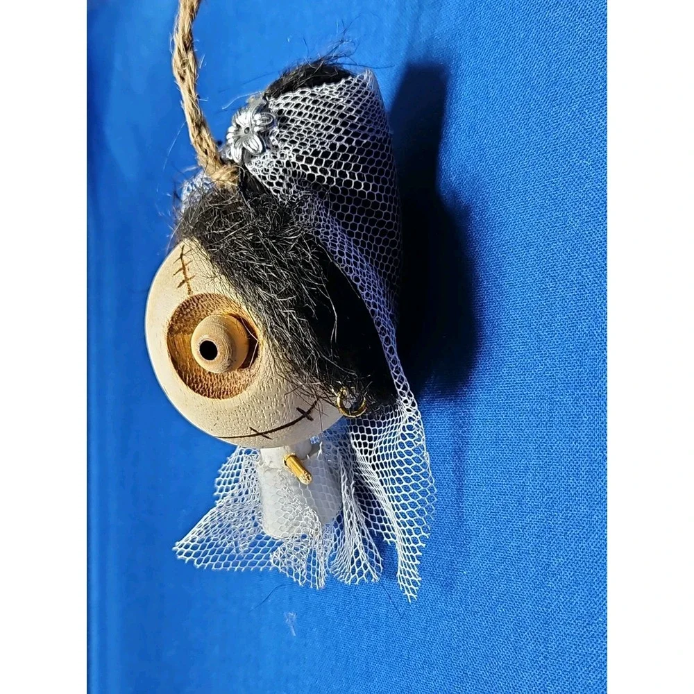 Pier 1 Crazy Head Bride Halloween Wooden Ornament Vintage 4